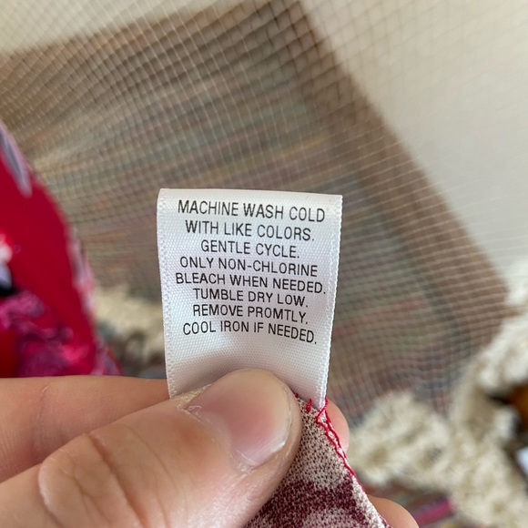 Candie’s Red floral maxi dress - Picture 9 of 9